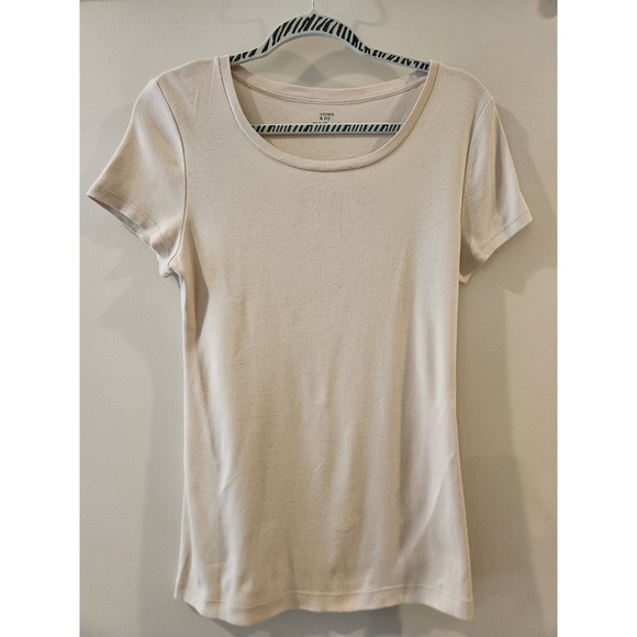 Crown & Ivy Perfectly Pima Top Womens Size L Beige Neutral Basic Cotton Tee - Picture 1 of 8